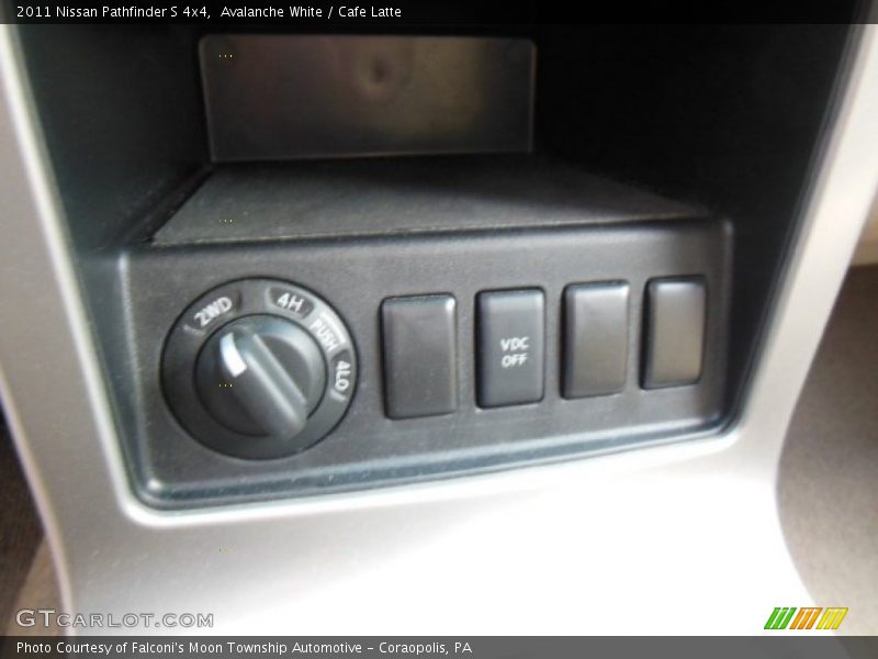 Avalanche White / Cafe Latte 2011 Nissan Pathfinder S 4x4