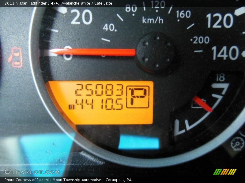 Avalanche White / Cafe Latte 2011 Nissan Pathfinder S 4x4