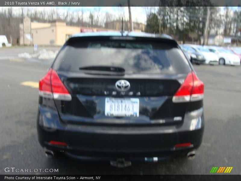 Black / Ivory 2010 Toyota Venza V6 AWD