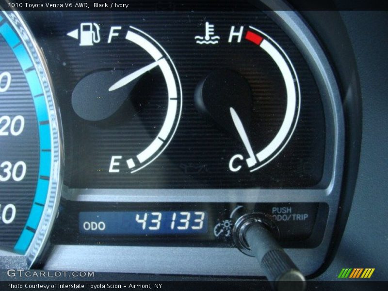 Black / Ivory 2010 Toyota Venza V6 AWD