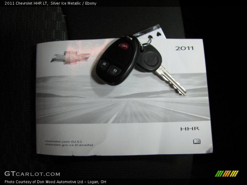 Silver Ice Metallic / Ebony 2011 Chevrolet HHR LT