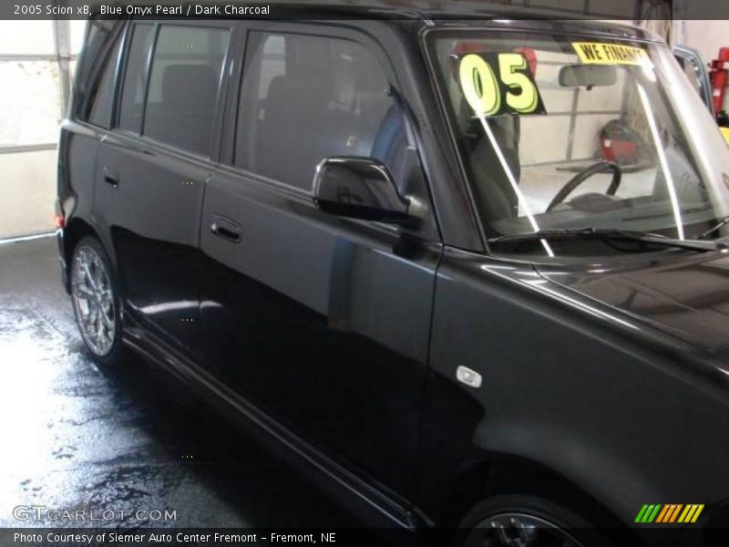 Blue Onyx Pearl / Dark Charcoal 2005 Scion xB