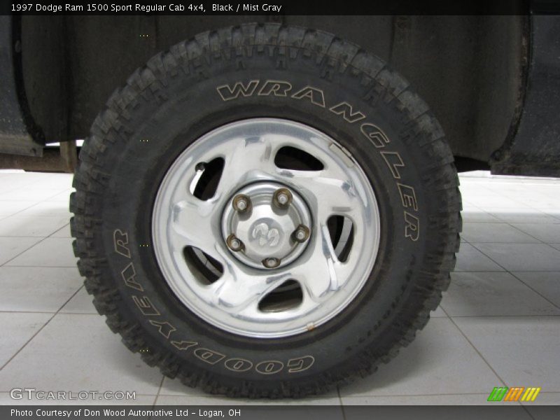  1997 Ram 1500 Sport Regular Cab 4x4 Wheel