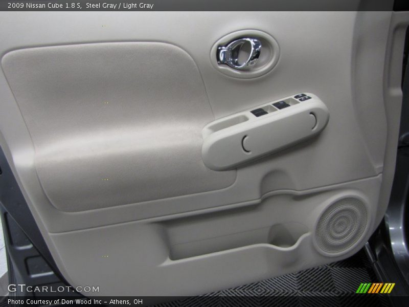 Steel Gray / Light Gray 2009 Nissan Cube 1.8 S