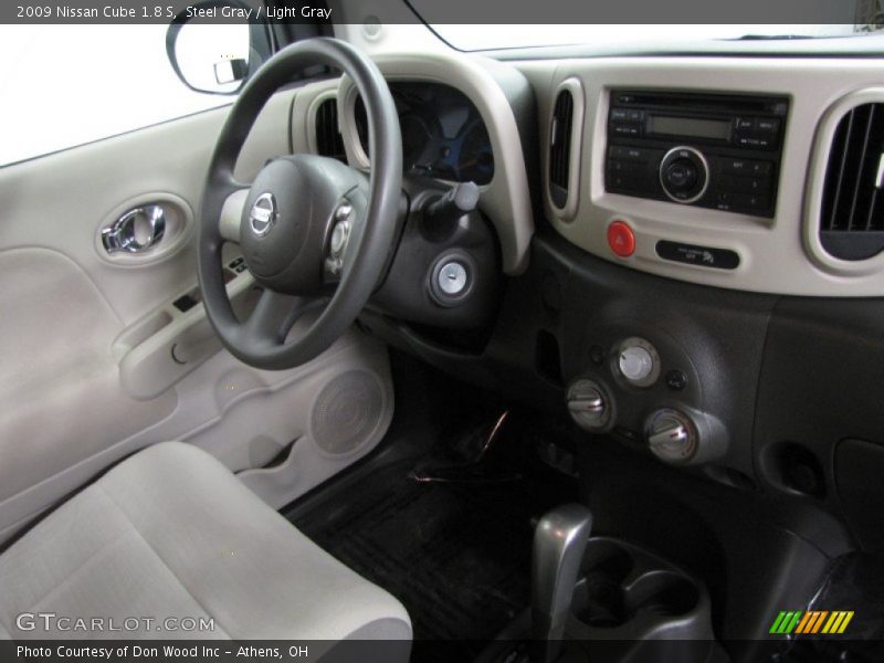 Steel Gray / Light Gray 2009 Nissan Cube 1.8 S