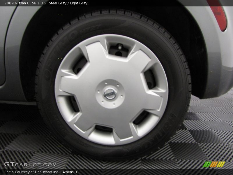 Steel Gray / Light Gray 2009 Nissan Cube 1.8 S