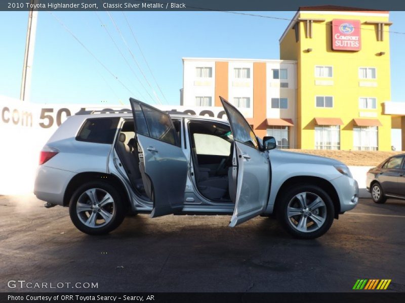 Classic Silver Metallic / Black 2010 Toyota Highlander Sport