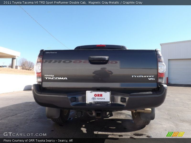 Magnetic Gray Metallic / Graphite Gray 2011 Toyota Tacoma V6 TRD Sport PreRunner Double Cab
