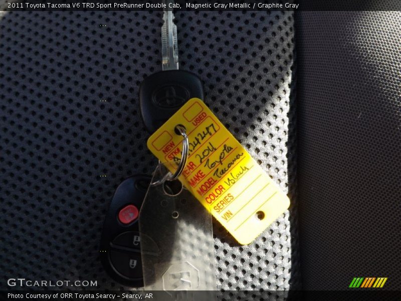 Magnetic Gray Metallic / Graphite Gray 2011 Toyota Tacoma V6 TRD Sport PreRunner Double Cab