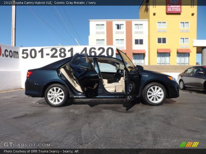 Cosmic Gray Metallic / Ivory 2013 Toyota Camry Hybrid XLE