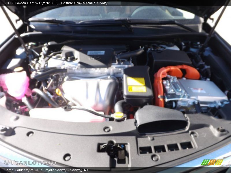 Cosmic Gray Metallic / Ivory 2013 Toyota Camry Hybrid XLE
