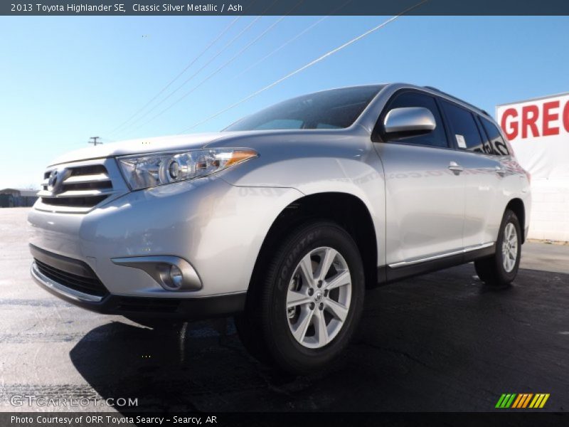 Classic Silver Metallic / Ash 2013 Toyota Highlander SE