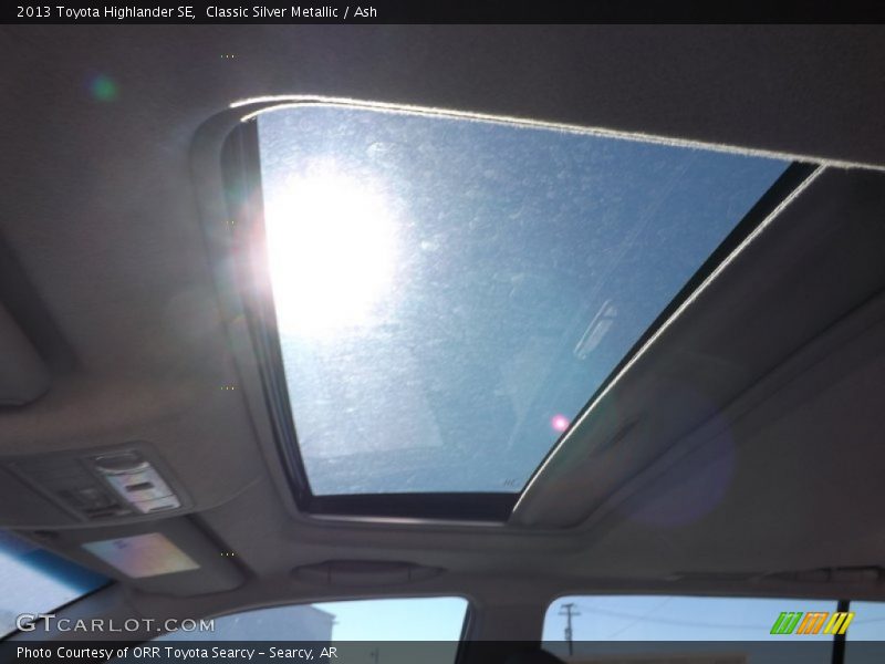 Classic Silver Metallic / Ash 2013 Toyota Highlander SE