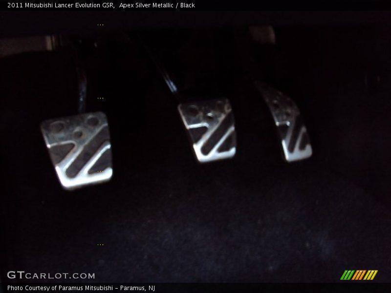 Apex Silver Metallic / Black 2011 Mitsubishi Lancer Evolution GSR