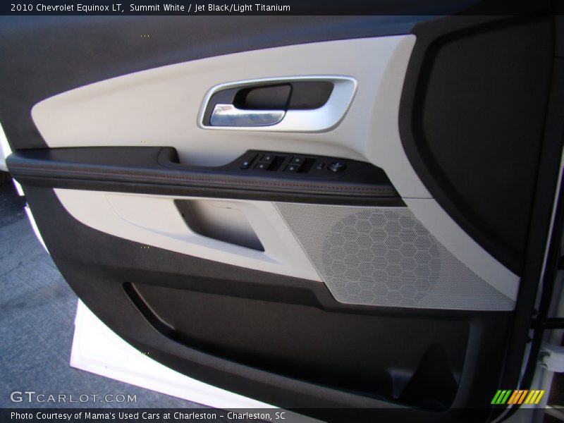 Summit White / Jet Black/Light Titanium 2010 Chevrolet Equinox LT