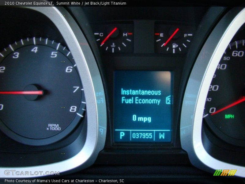 Summit White / Jet Black/Light Titanium 2010 Chevrolet Equinox LT