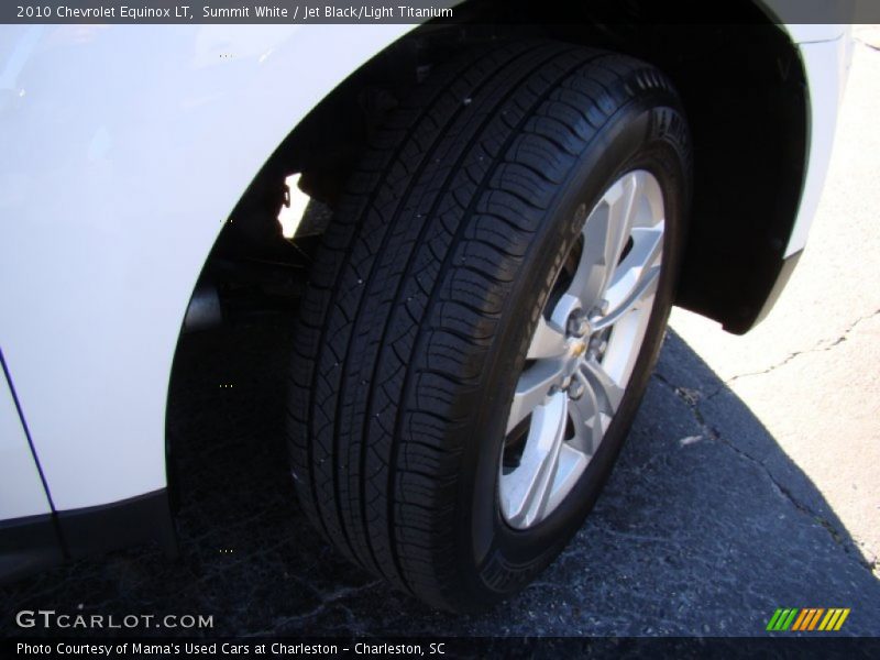 Summit White / Jet Black/Light Titanium 2010 Chevrolet Equinox LT