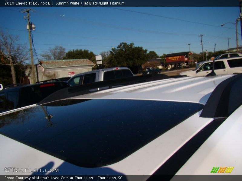Summit White / Jet Black/Light Titanium 2010 Chevrolet Equinox LT