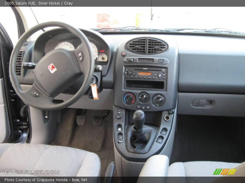 Silver Nickel / Gray 2005 Saturn VUE