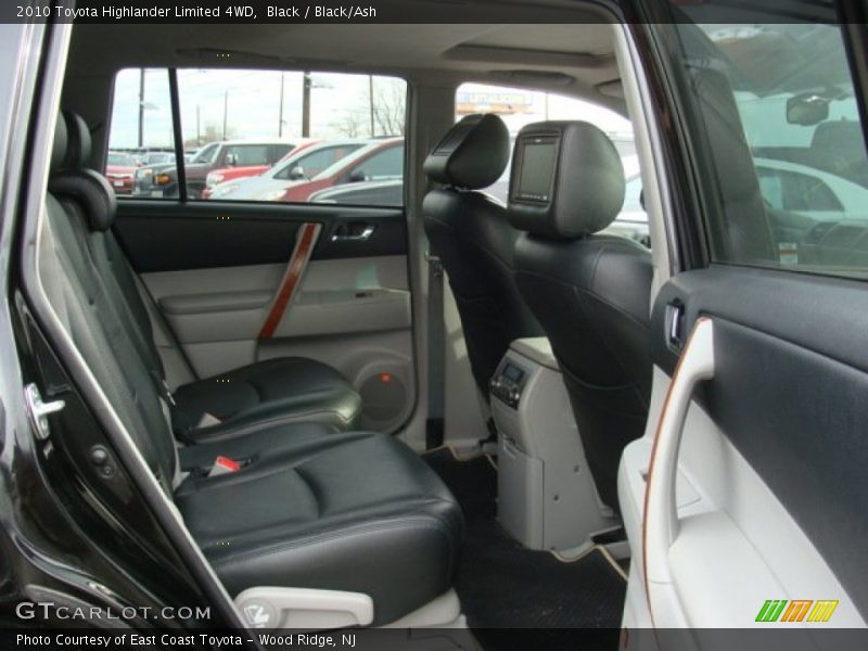 Black / Black/Ash 2010 Toyota Highlander Limited 4WD
