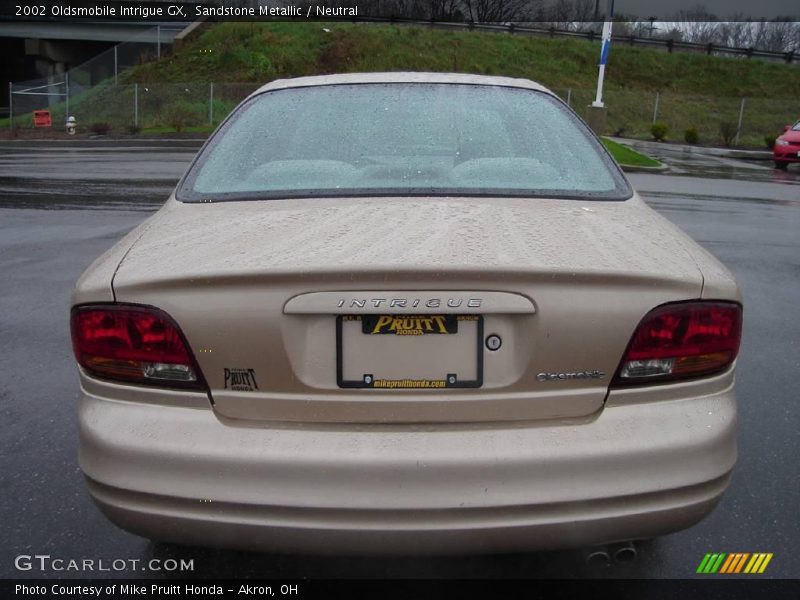 Sandstone Metallic / Neutral 2002 Oldsmobile Intrigue GX