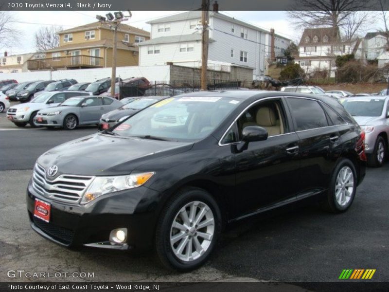 Black / Ivory 2010 Toyota Venza I4