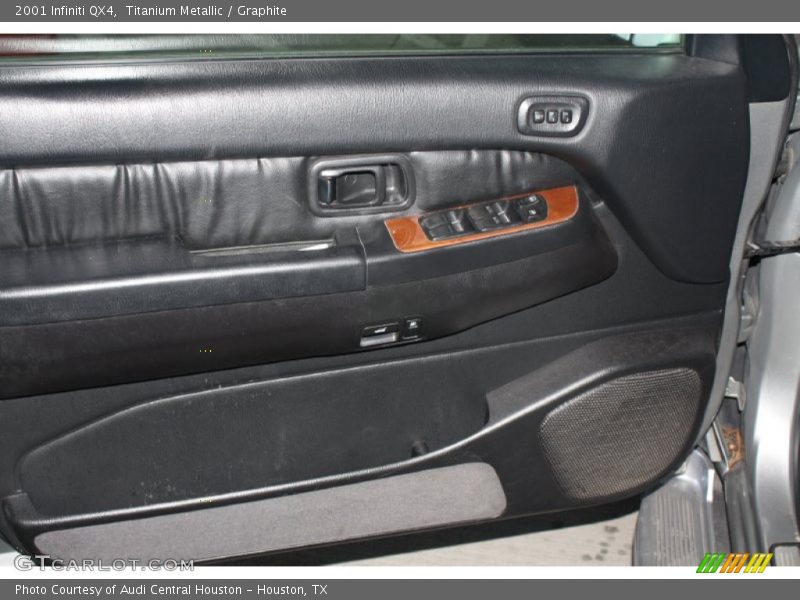 Titanium Metallic / Graphite 2001 Infiniti QX4