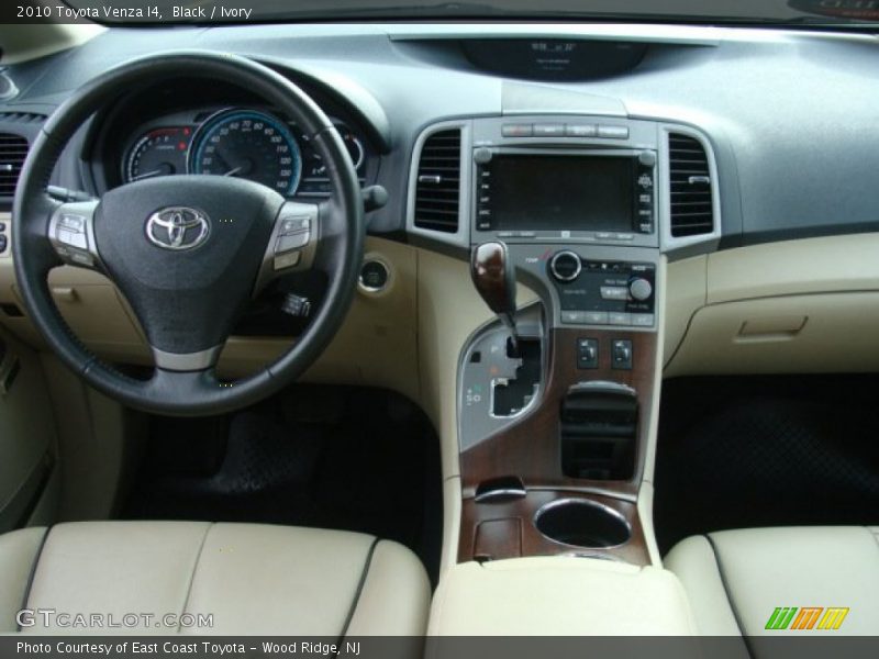 Black / Ivory 2010 Toyota Venza I4