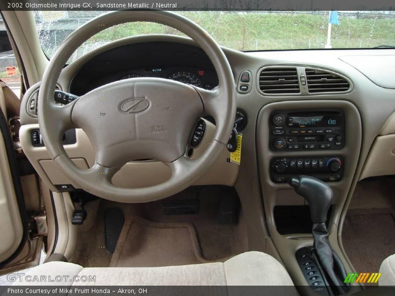 Sandstone Metallic / Neutral 2002 Oldsmobile Intrigue GX