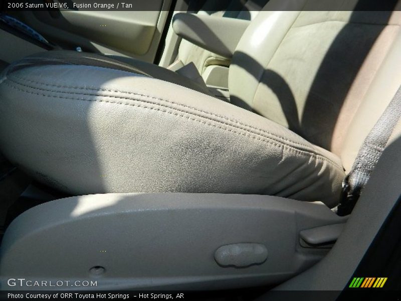 Fusion Orange / Tan 2006 Saturn VUE V6
