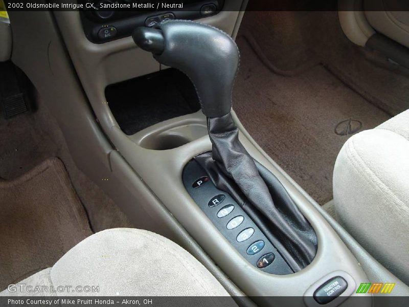 Sandstone Metallic / Neutral 2002 Oldsmobile Intrigue GX