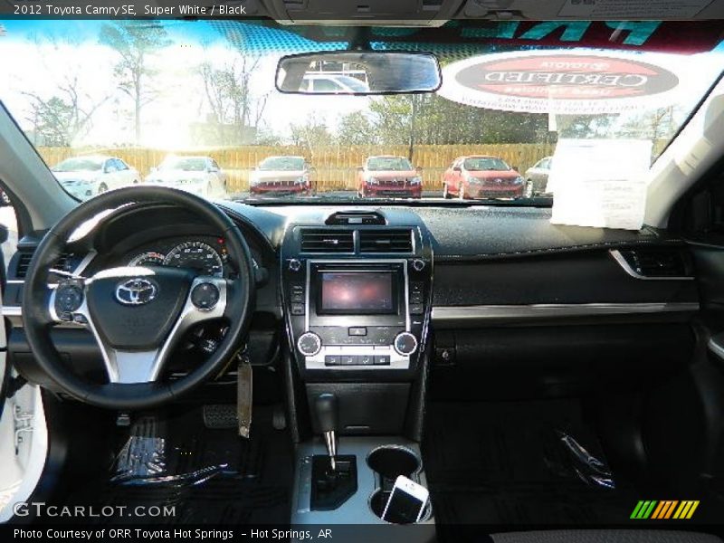 Super White / Black 2012 Toyota Camry SE