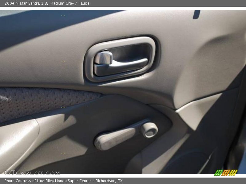 Radium Gray / Taupe 2004 Nissan Sentra 1.8