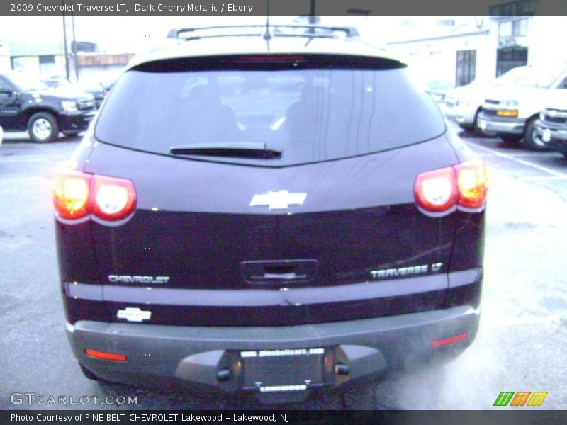 Dark Cherry Metallic / Ebony 2009 Chevrolet Traverse LT