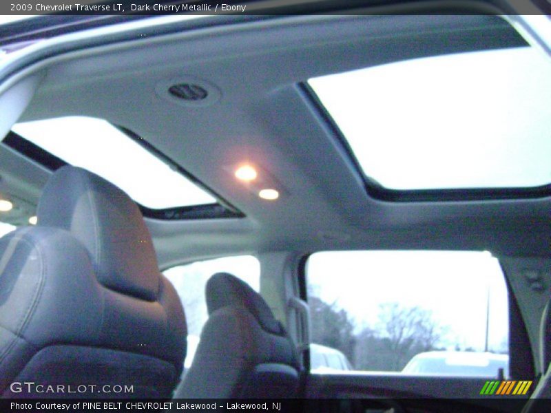 Dark Cherry Metallic / Ebony 2009 Chevrolet Traverse LT