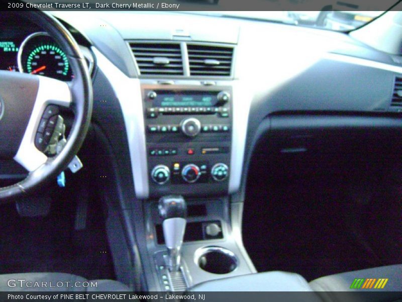 Dark Cherry Metallic / Ebony 2009 Chevrolet Traverse LT
