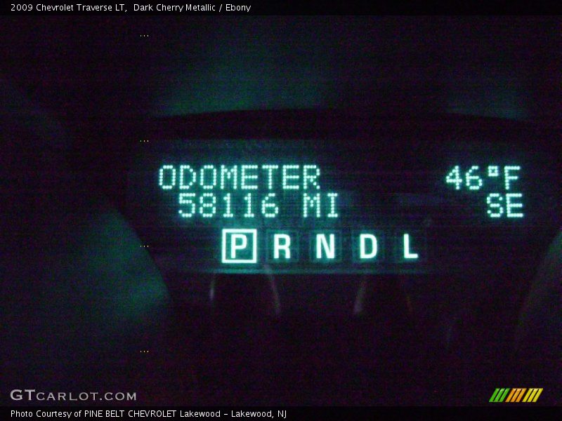 Dark Cherry Metallic / Ebony 2009 Chevrolet Traverse LT