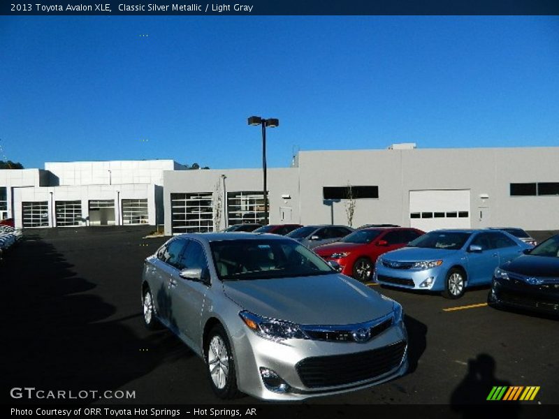 Classic Silver Metallic / Light Gray 2013 Toyota Avalon XLE
