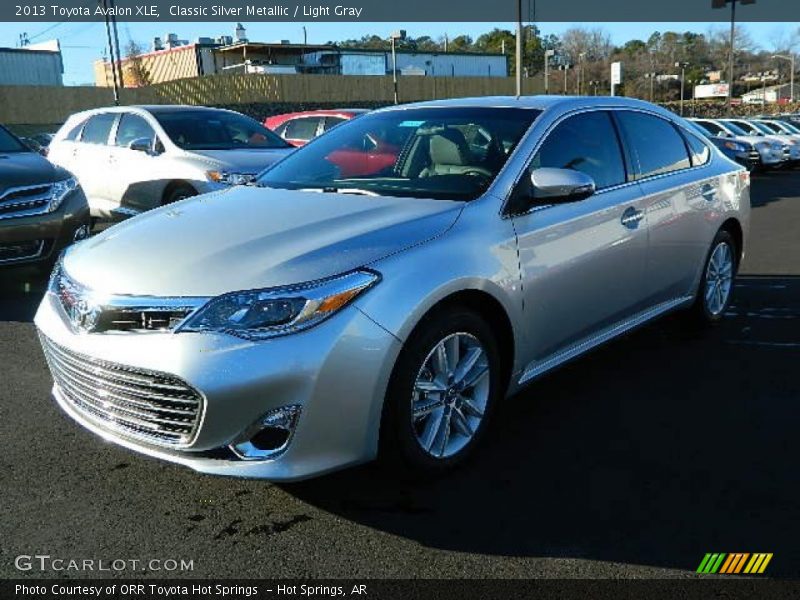 Classic Silver Metallic / Light Gray 2013 Toyota Avalon XLE
