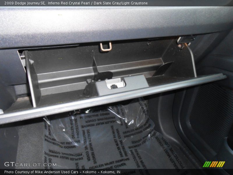 Inferno Red Crystal Pearl / Dark Slate Gray/Light Graystone 2009 Dodge Journey SE