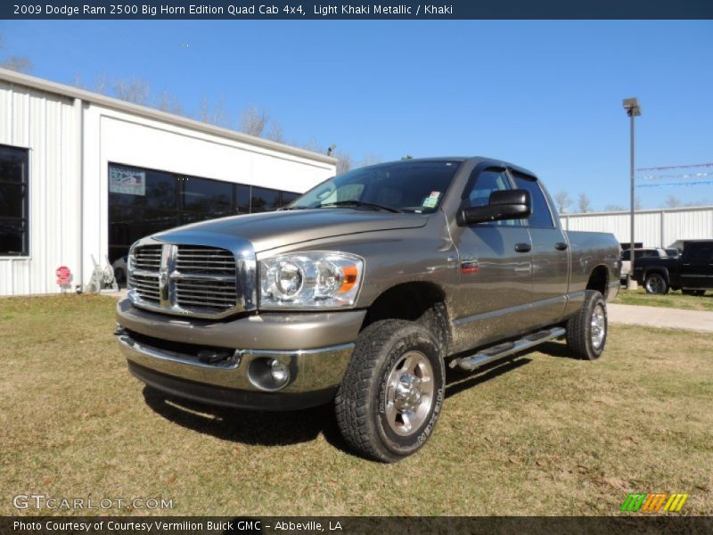 Light Khaki Metallic / Khaki 2009 Dodge Ram 2500 Big Horn Edition Quad Cab 4x4