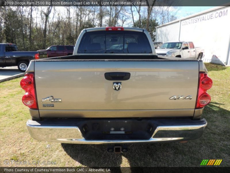 Light Khaki Metallic / Khaki 2009 Dodge Ram 2500 Big Horn Edition Quad Cab 4x4