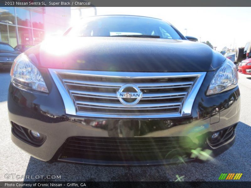 Super Black / Charcoal 2013 Nissan Sentra SL