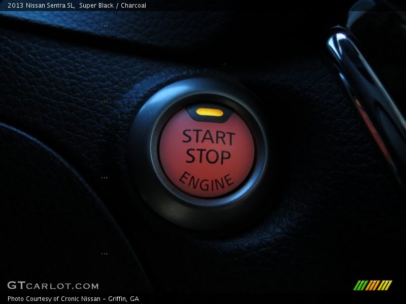 Super Black / Charcoal 2013 Nissan Sentra SL