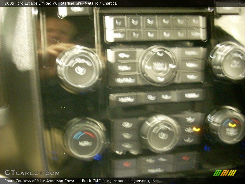 Sterling Grey Metallic / Charcoal 2009 Ford Escape Limited V6