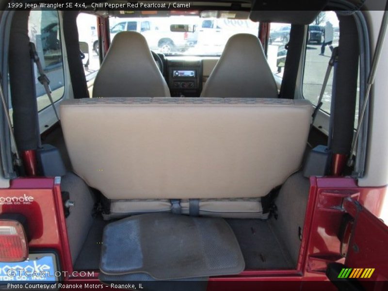 Chili Pepper Red Pearlcoat / Camel 1999 Jeep Wrangler SE 4x4
