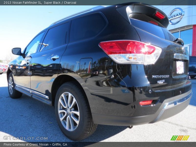 Super Black / Charcoal 2013 Nissan Pathfinder SL
