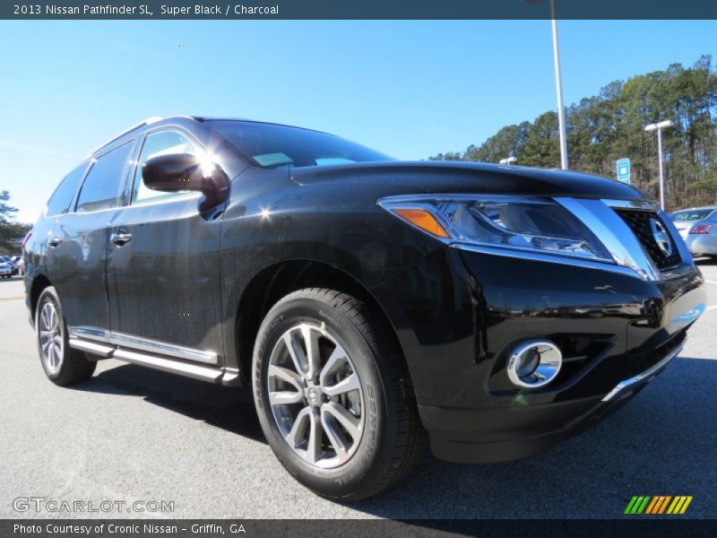 Super Black / Charcoal 2013 Nissan Pathfinder SL