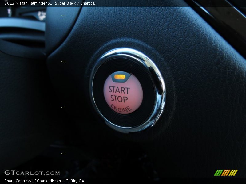 Super Black / Charcoal 2013 Nissan Pathfinder SL