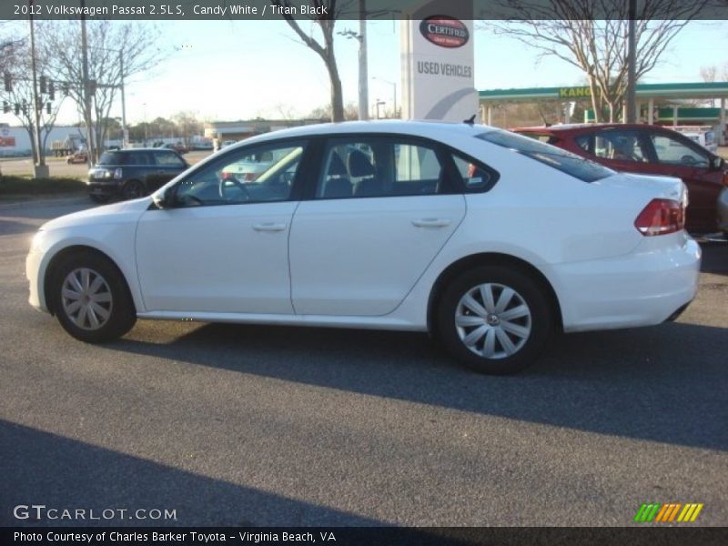 Candy White / Titan Black 2012 Volkswagen Passat 2.5L S